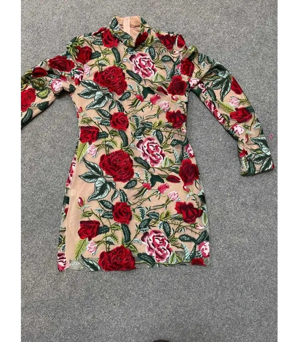Abito trasparent roses