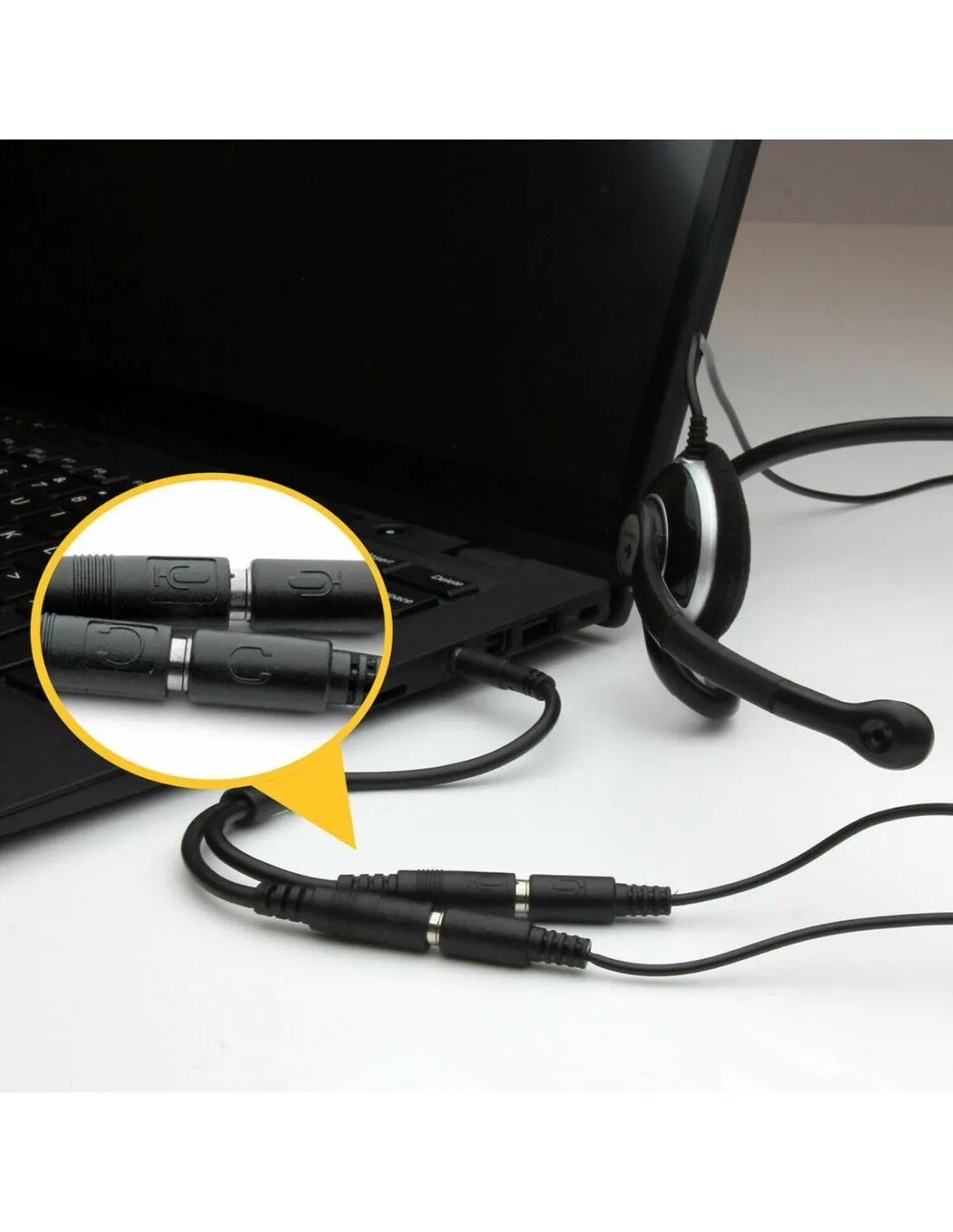 Adattatore Audio Jack Startech MUYHSMFF             Nero 0,2 m