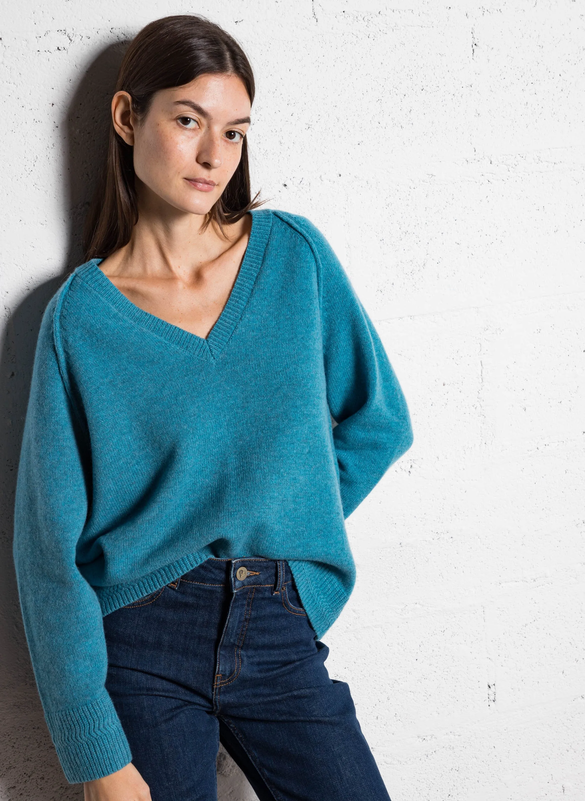  BELLA JONES   LOIS - Maglione collo a V in lana | Blu