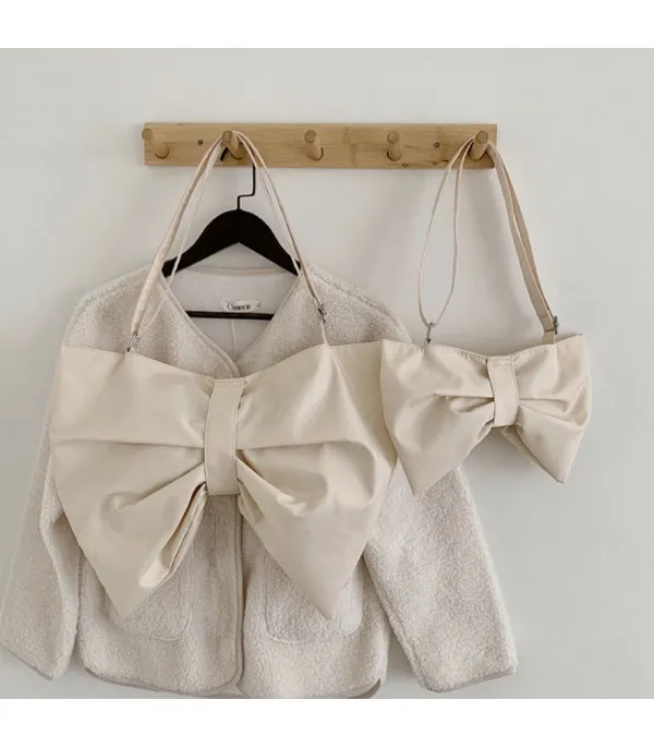 Borsa tracolla fioccone