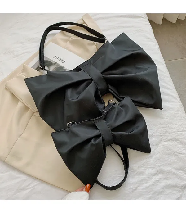 Borsa tracolla fioccone