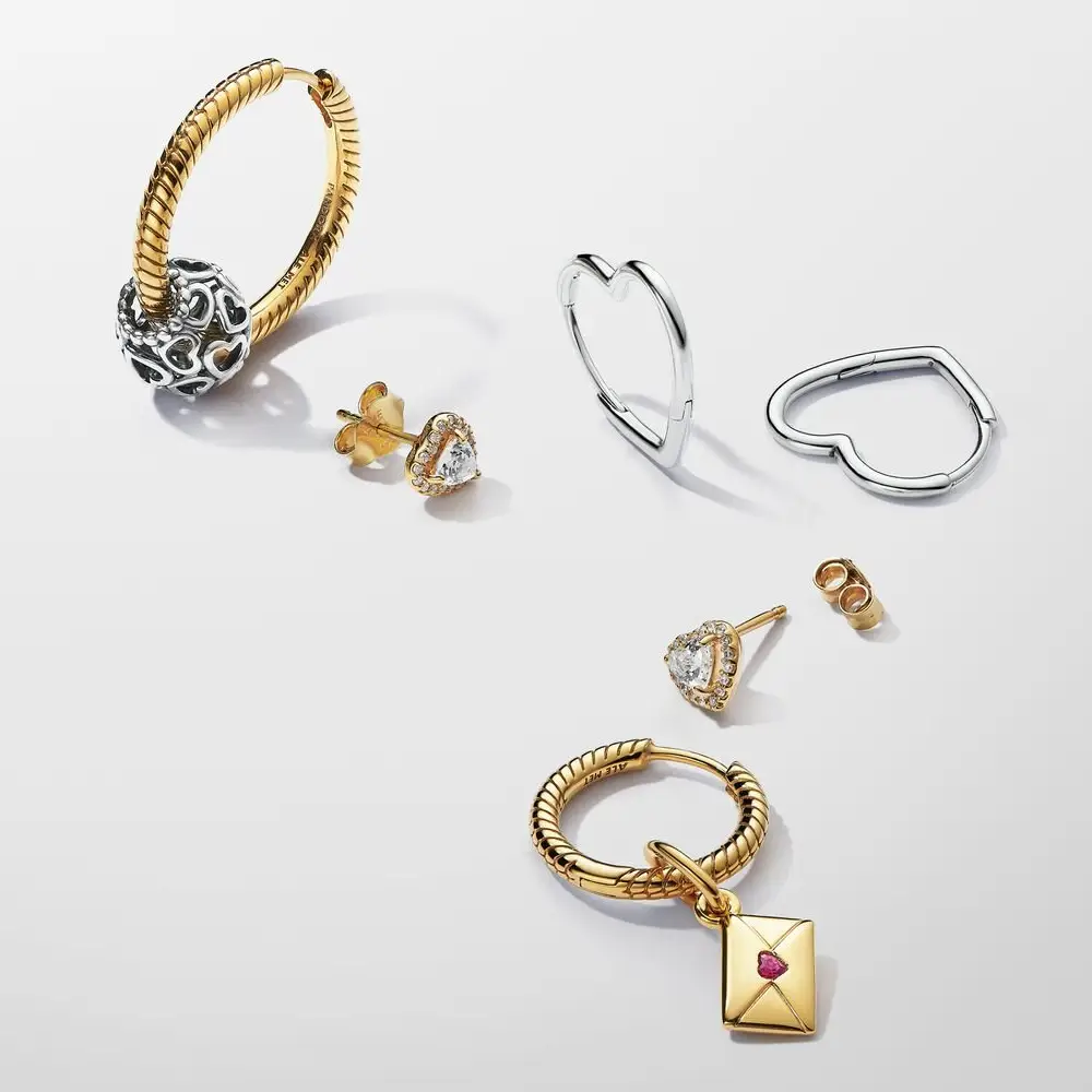 CHARM PENDENTE LETTERA D’AMORE PANDORA