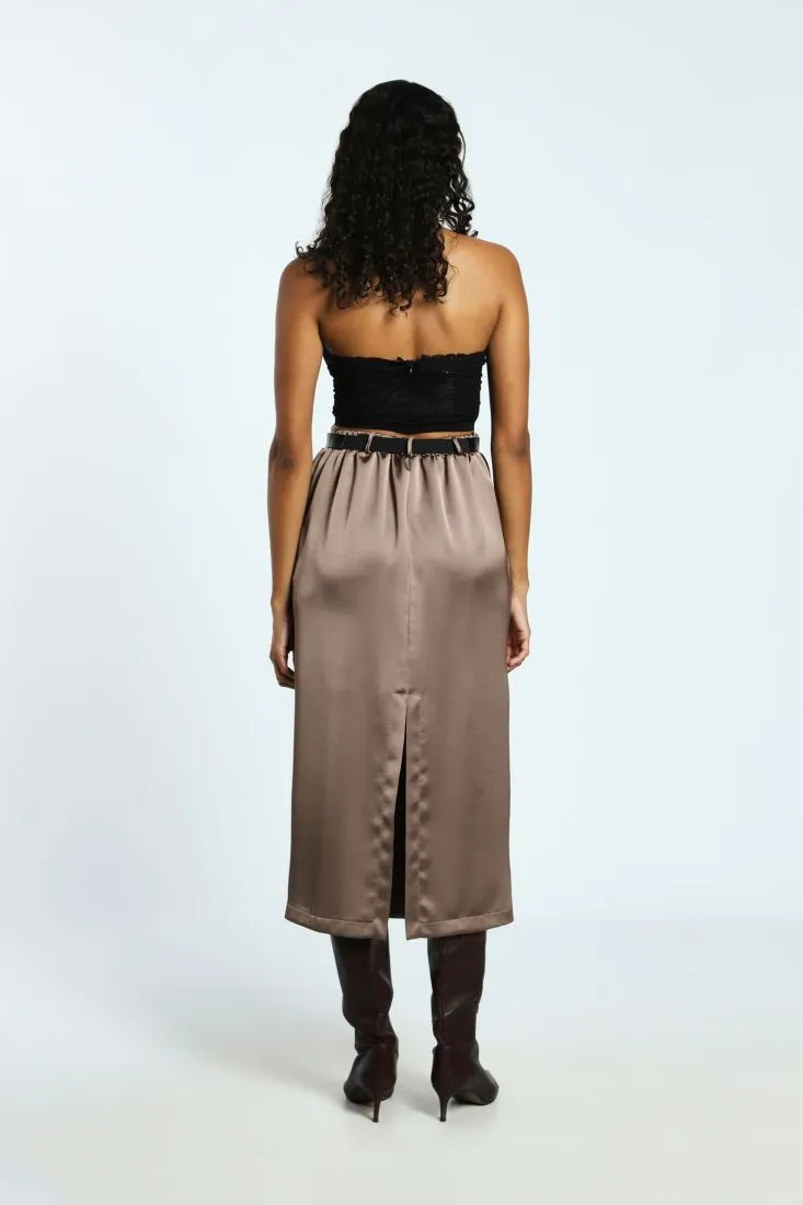 Gonna midi effetto satin con cintura e tasche