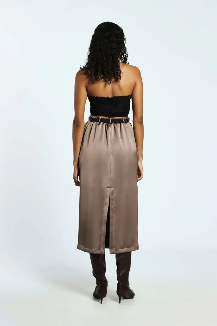 Gonna midi effetto satin con cintura e tasche