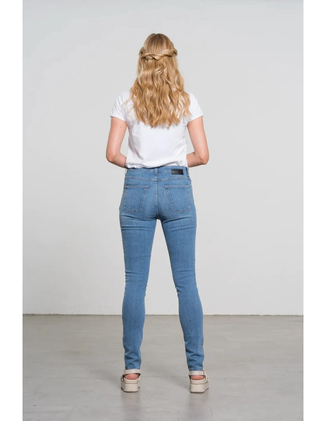 JEANS SKINNY IN COTONE BIOLOGICO "HANNA"