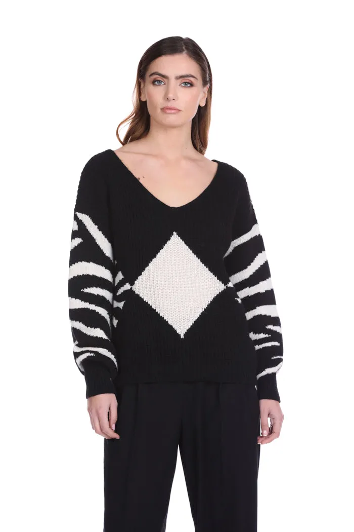 Maglia SATIWA manica lunga doppio scollo v ampio jacquard animalier più rombo