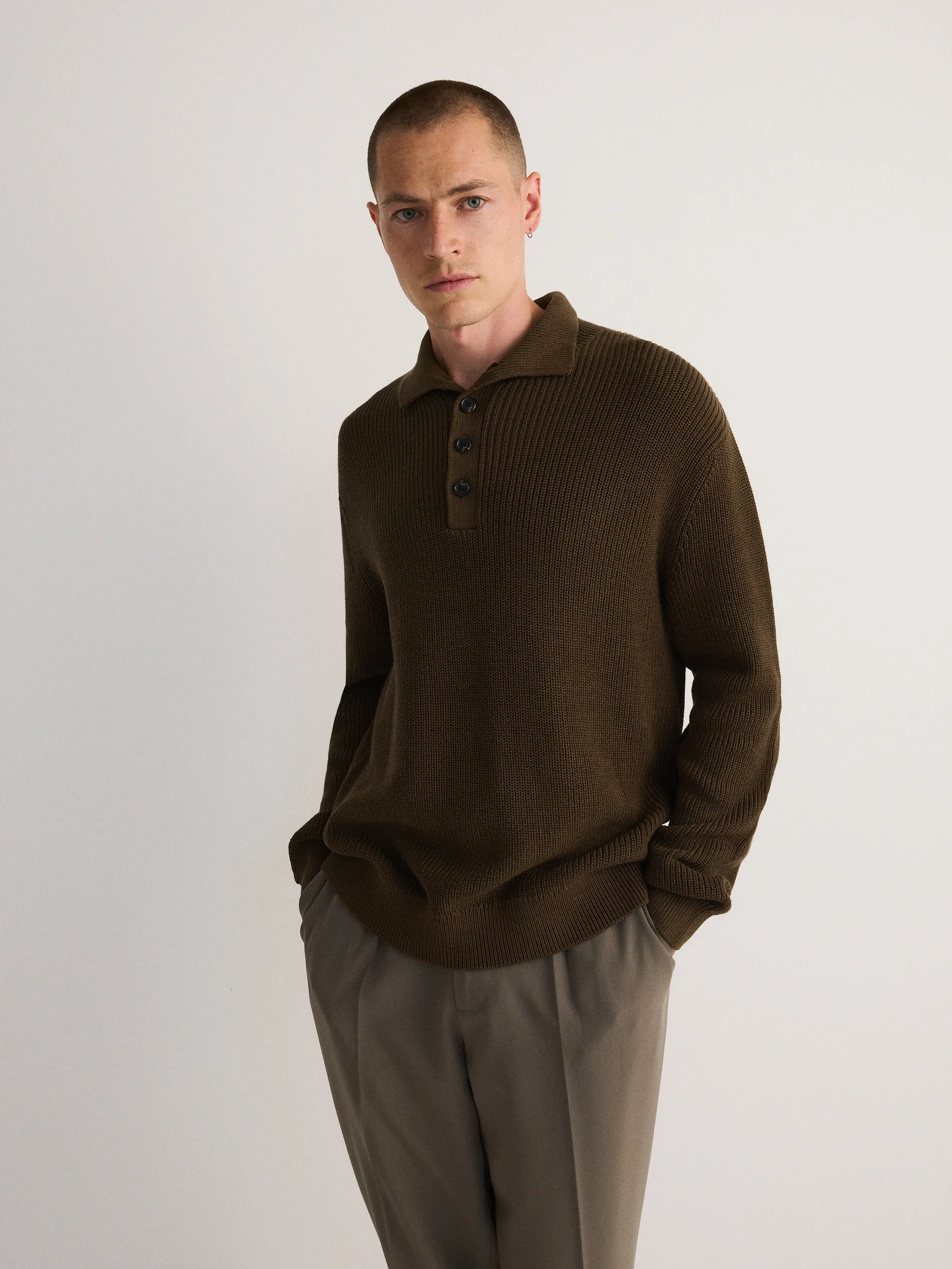 Maglione in cotone con colletto