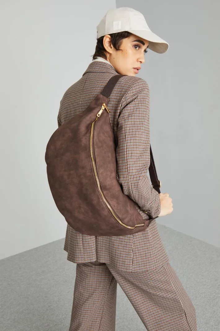 Maxi marsupio in pelle opaca