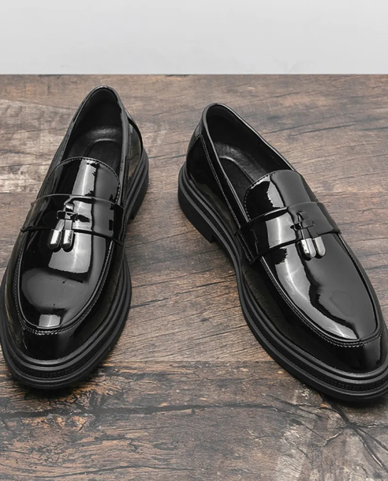 New British Fashion White Nappe Mix Colors Scarpe piatte per uomo Abito formale da sposa Prom Oxford Sapatos Tenis Masculino
