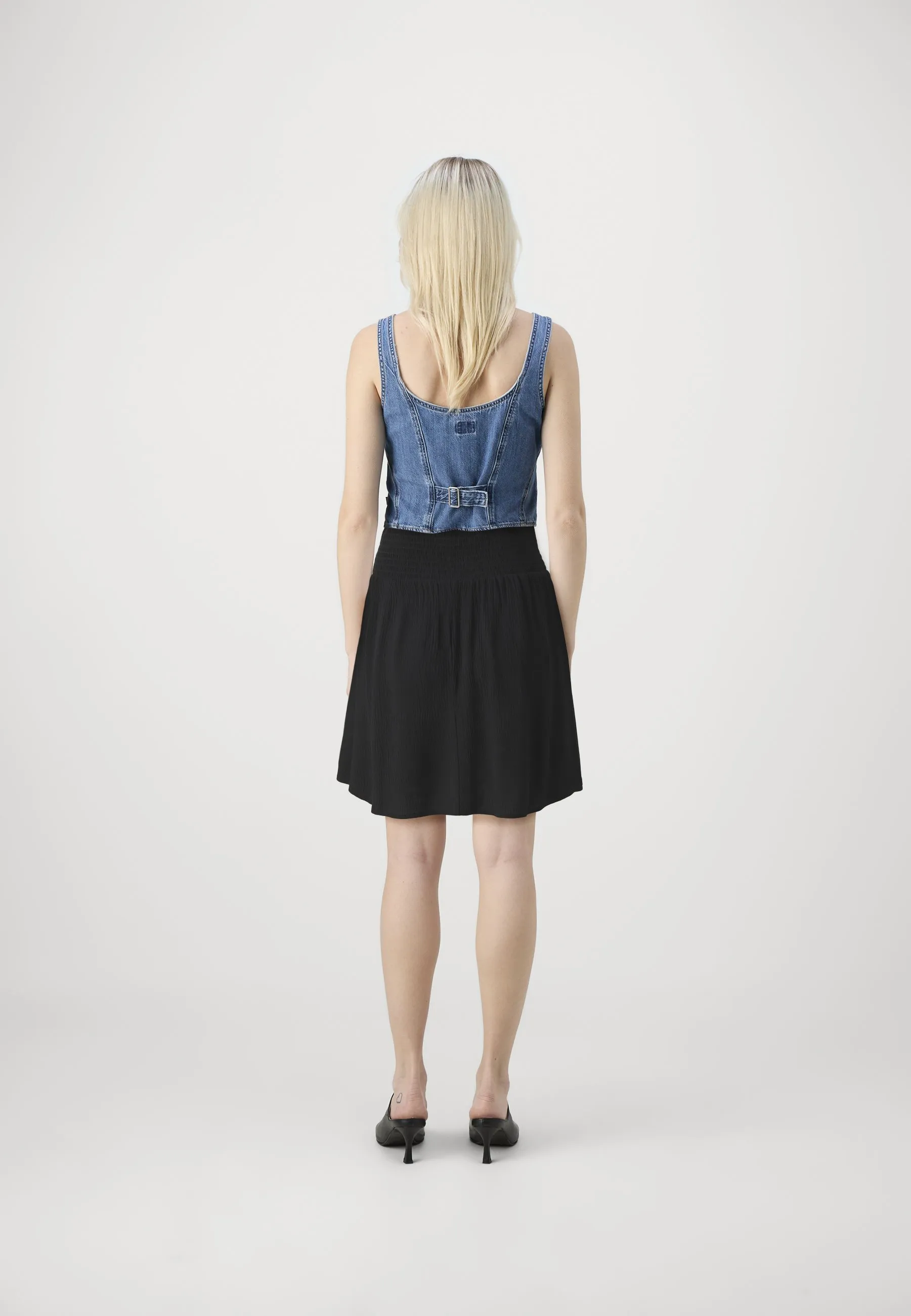 ONLCHIARA SMOCK SKIRT - Minigonna