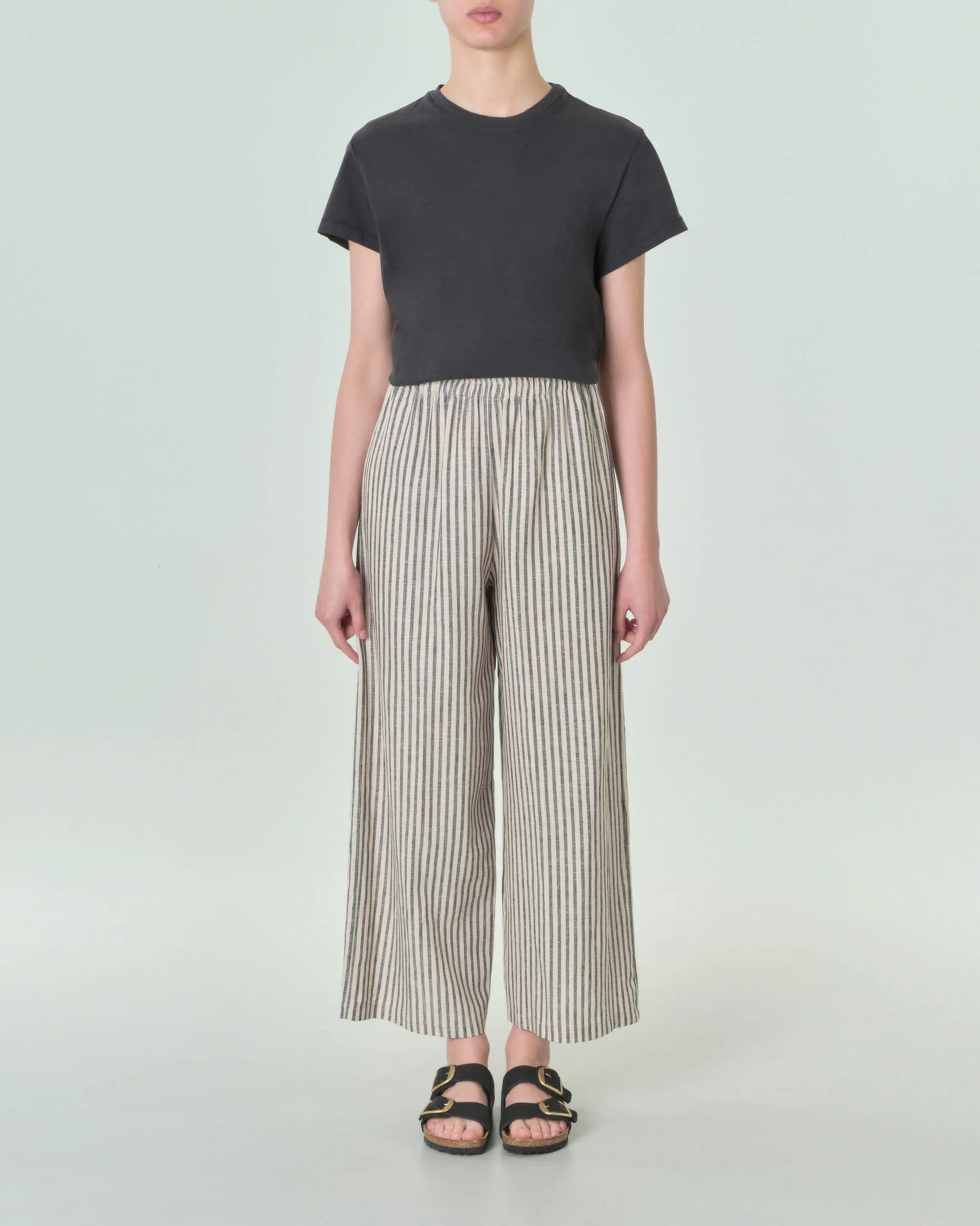 Pantaloni a righe beige e nere in misto lino wide leg dal taglio cropped