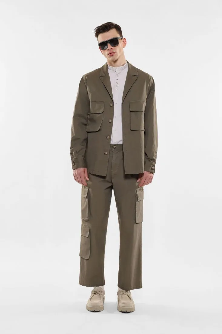 Pantaloni cargo con tasche verticali e tasche laterali