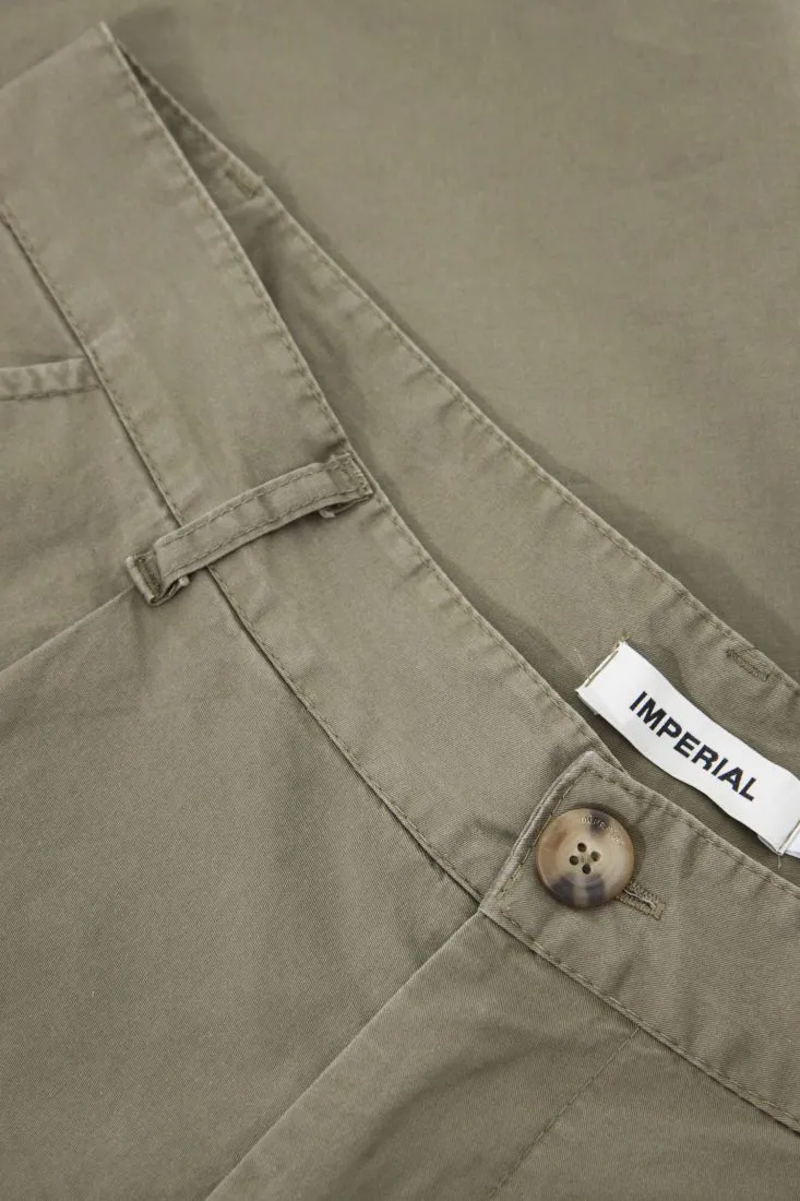 Pantaloni cargo con tasche verticali e tasche laterali