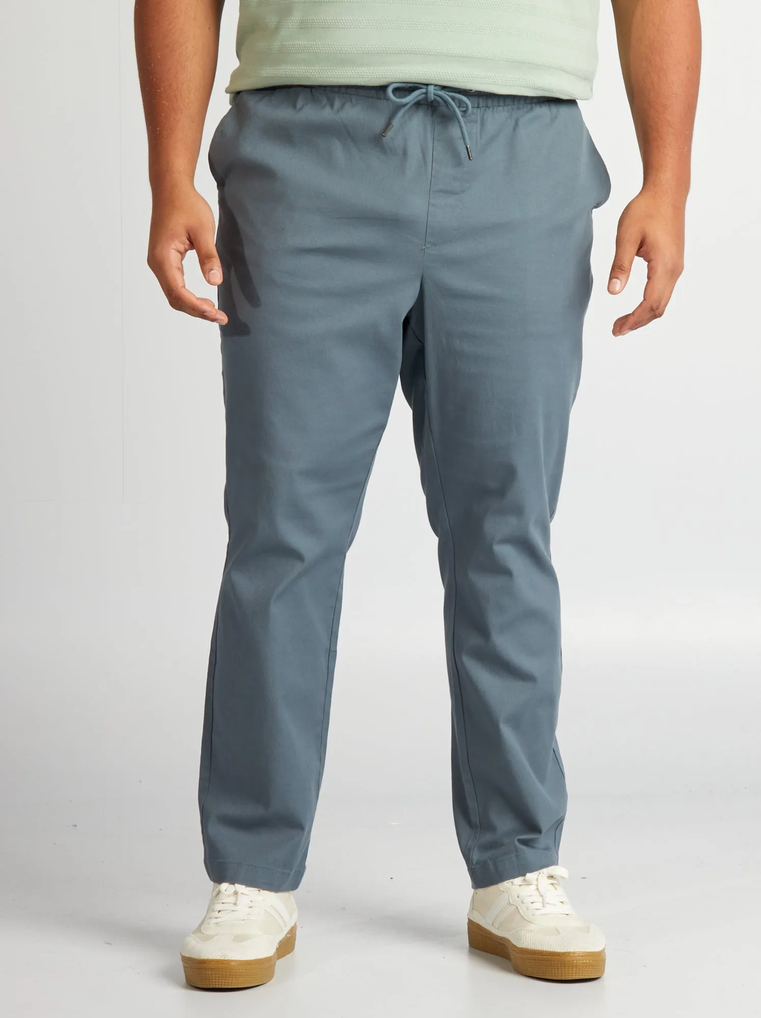 Pantaloni chino con vita elasticizzata - GRIGIO