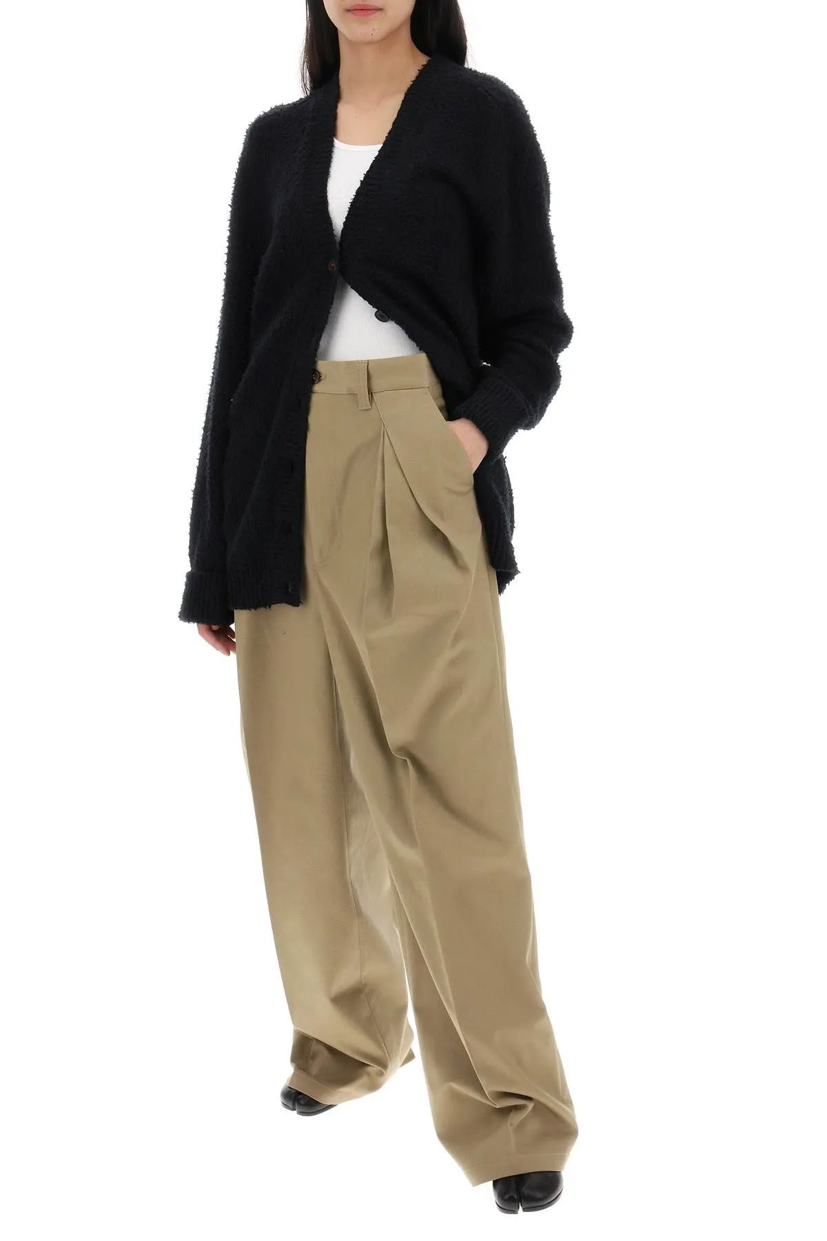 Pantaloni con tripla piega