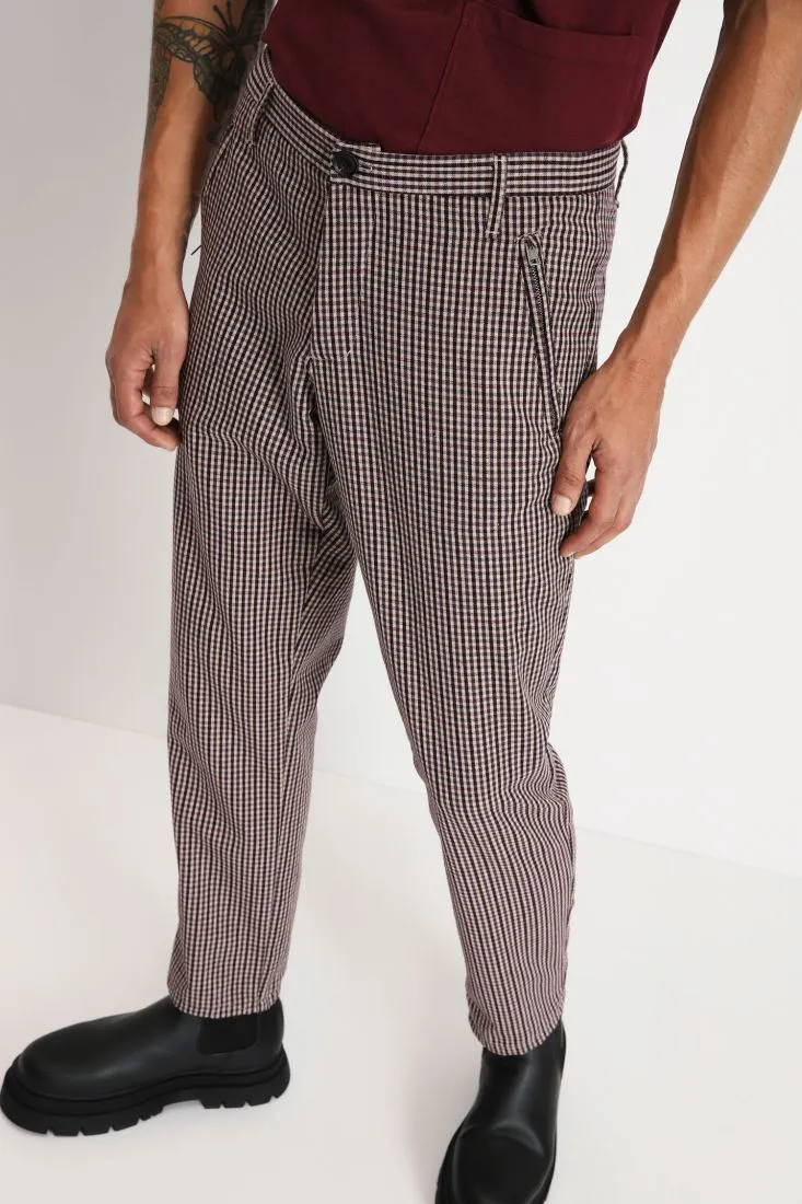 Pantaloni slim-fit a quadretti con tasche oblique
