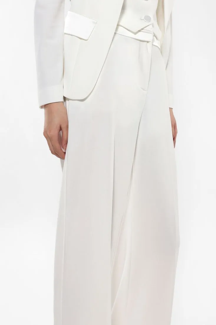 Pantaloni straight monocolour con piega stirata