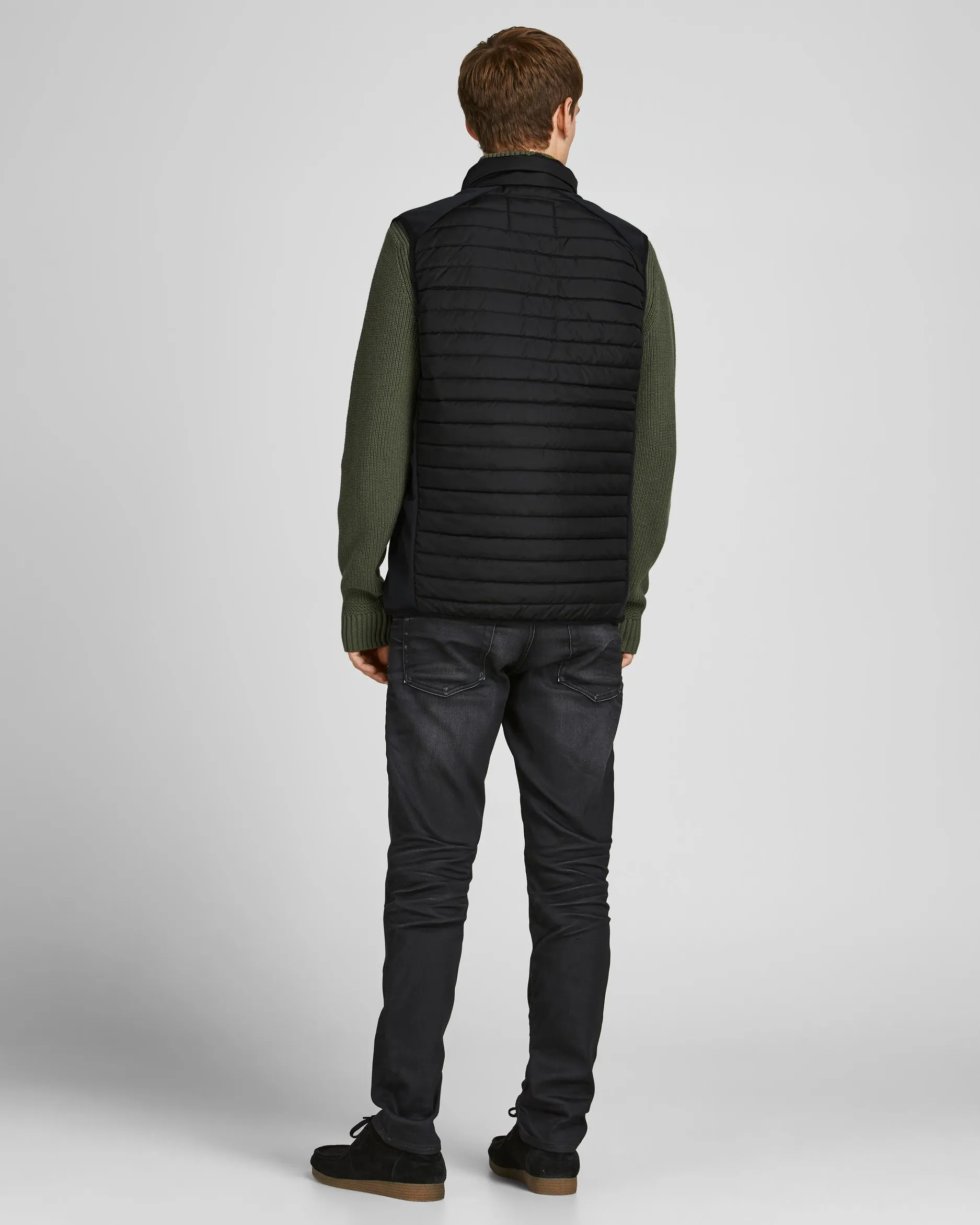 Piumino gilet nero con inserto su spalle e fianchi in tessuto stretch