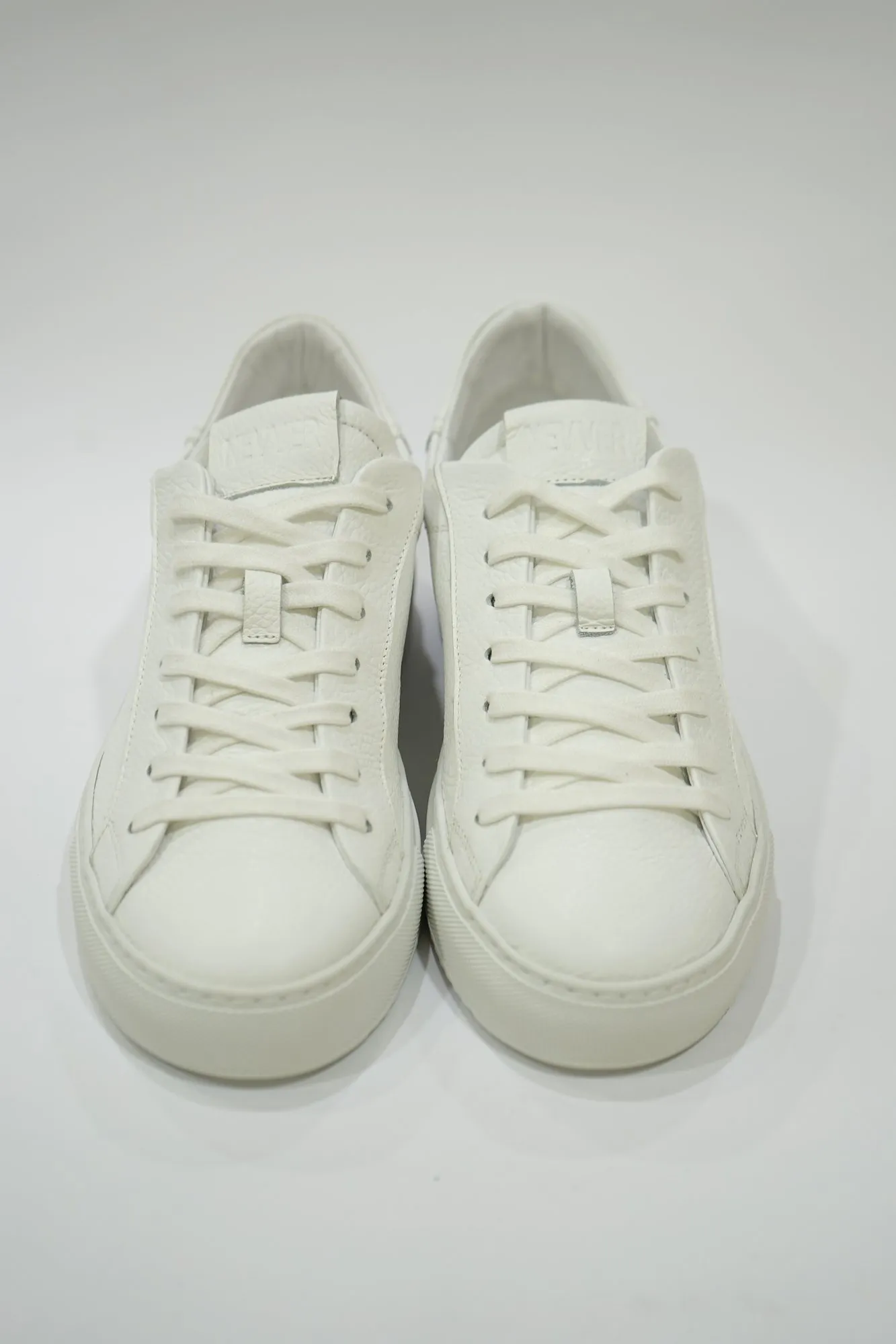 Sneakers NEVVER
