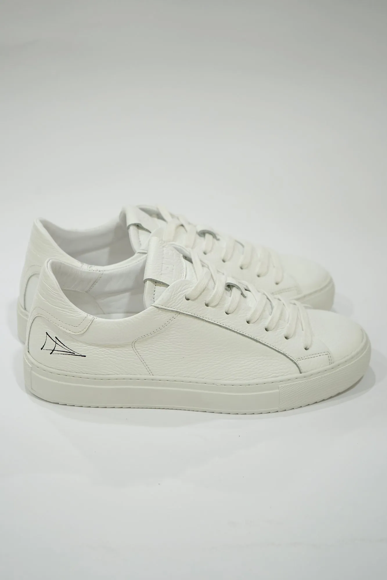 Sneakers NEVVER