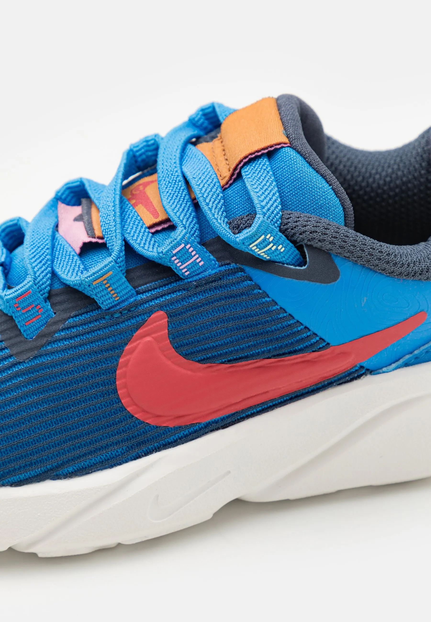 STAR RUNNER 4 UNISEX - Scarpe running da competizione